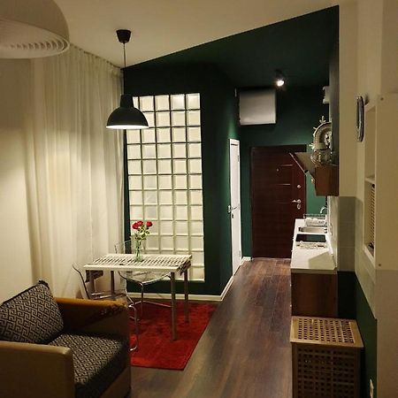 Studio Apartment "Savski Trg" بلغراد المظهر الخارجي الصورة