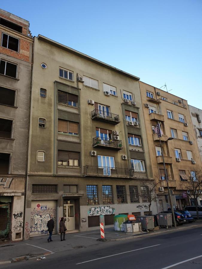 Studio Apartment "Savski Trg" بلغراد المظهر الخارجي الصورة